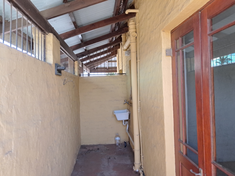 To Let 3 Bedroom Property for Rent in Humansdorp Eastern Cape